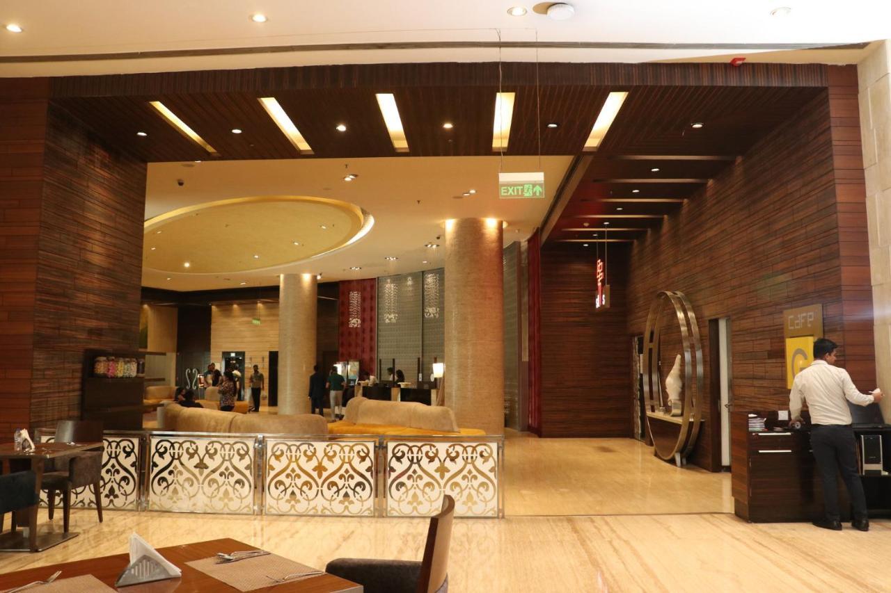 Holiday Inn Chandigarh Panchkula, An Ihg Hotel Экстерьер фото Lobby
