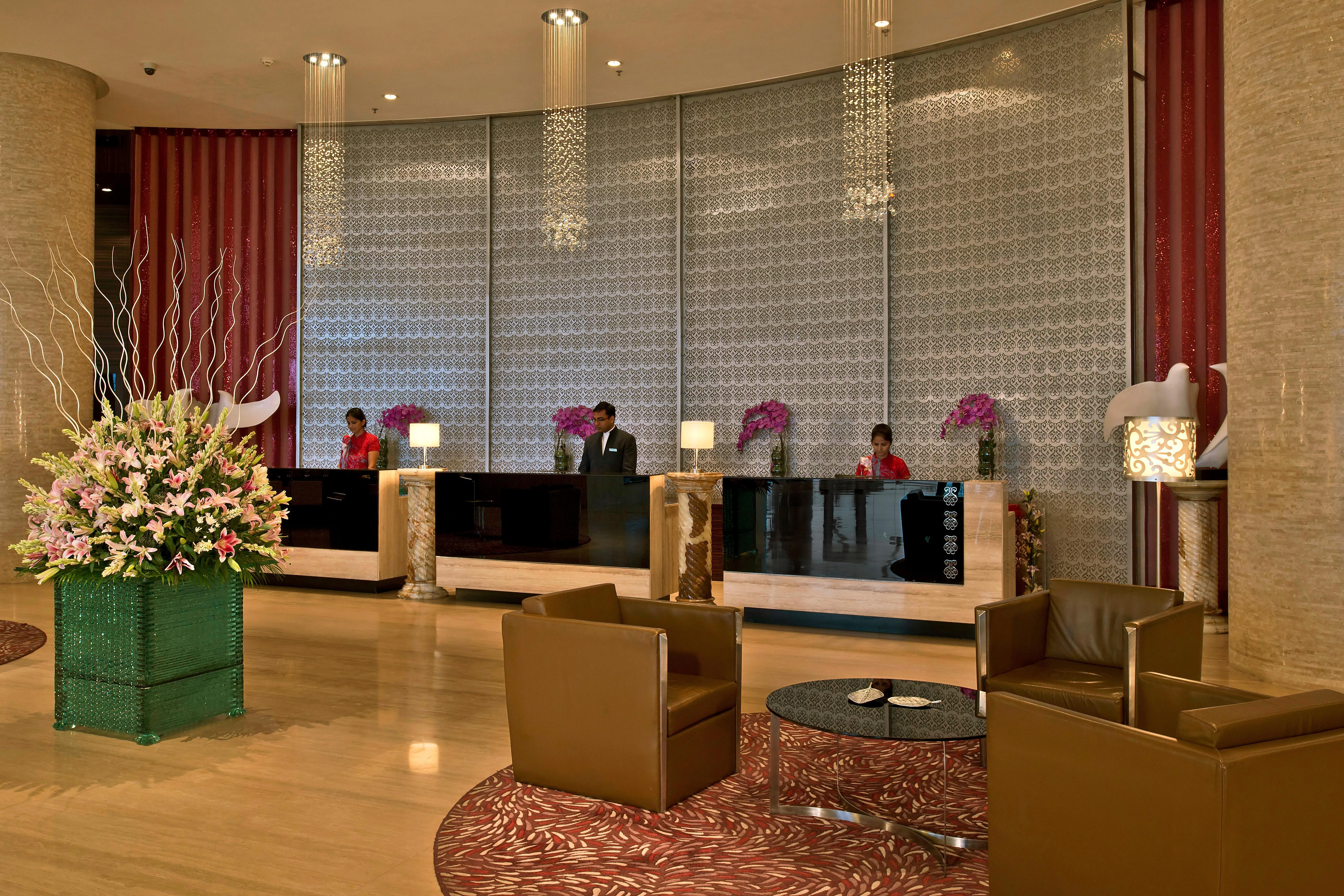 Holiday Inn Chandigarh Panchkula, An Ihg Hotel Экстерьер фото The lobby of the hotel